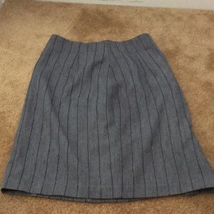 Grey pencil skirt